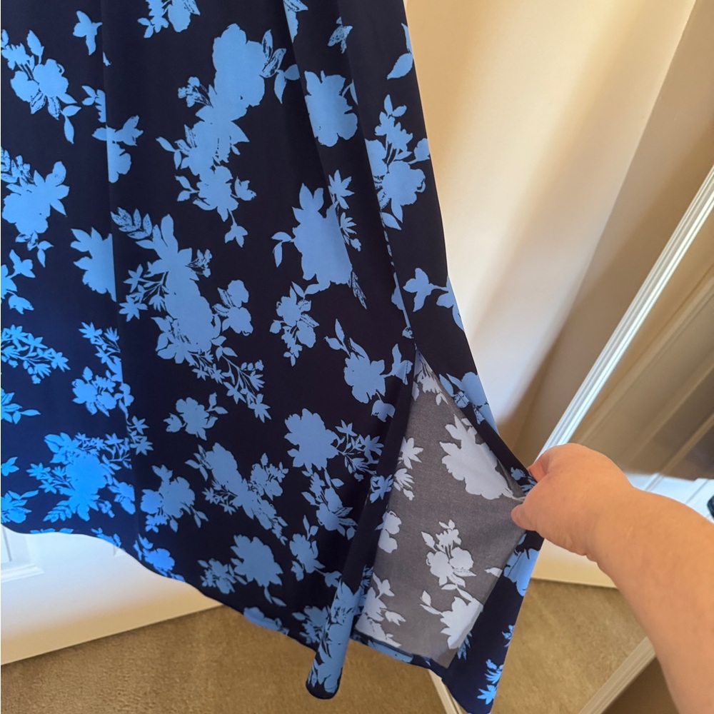 Roaman's Navy and Light Blue Floral Maxi Dress! Great for resort night out! - Picture 7 of 12
